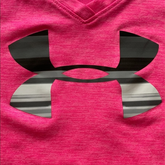 Girls Under Armour shirt - Picture 2 of 3